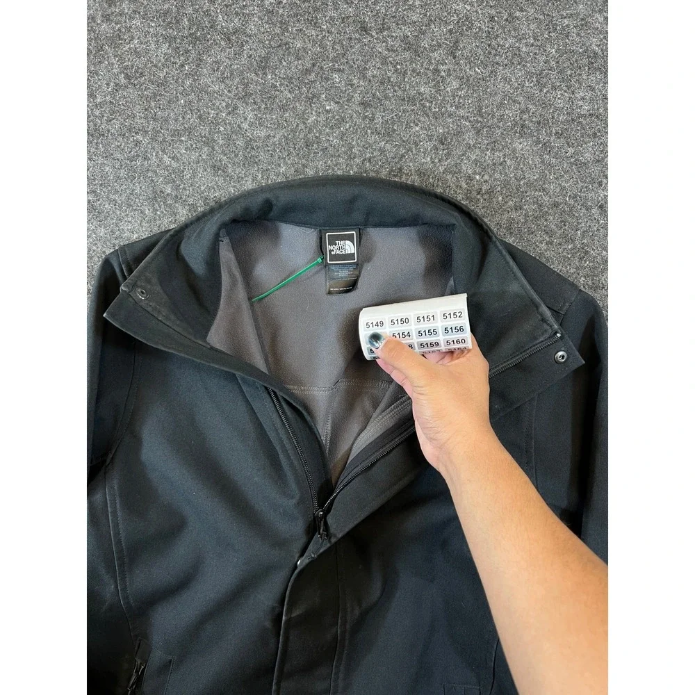 The North Face Jacket Mens Small Black Full Zip Pocket Outdoor Gorpcore